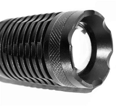 aluminum flashlight compatible with tactical paintballl guns.